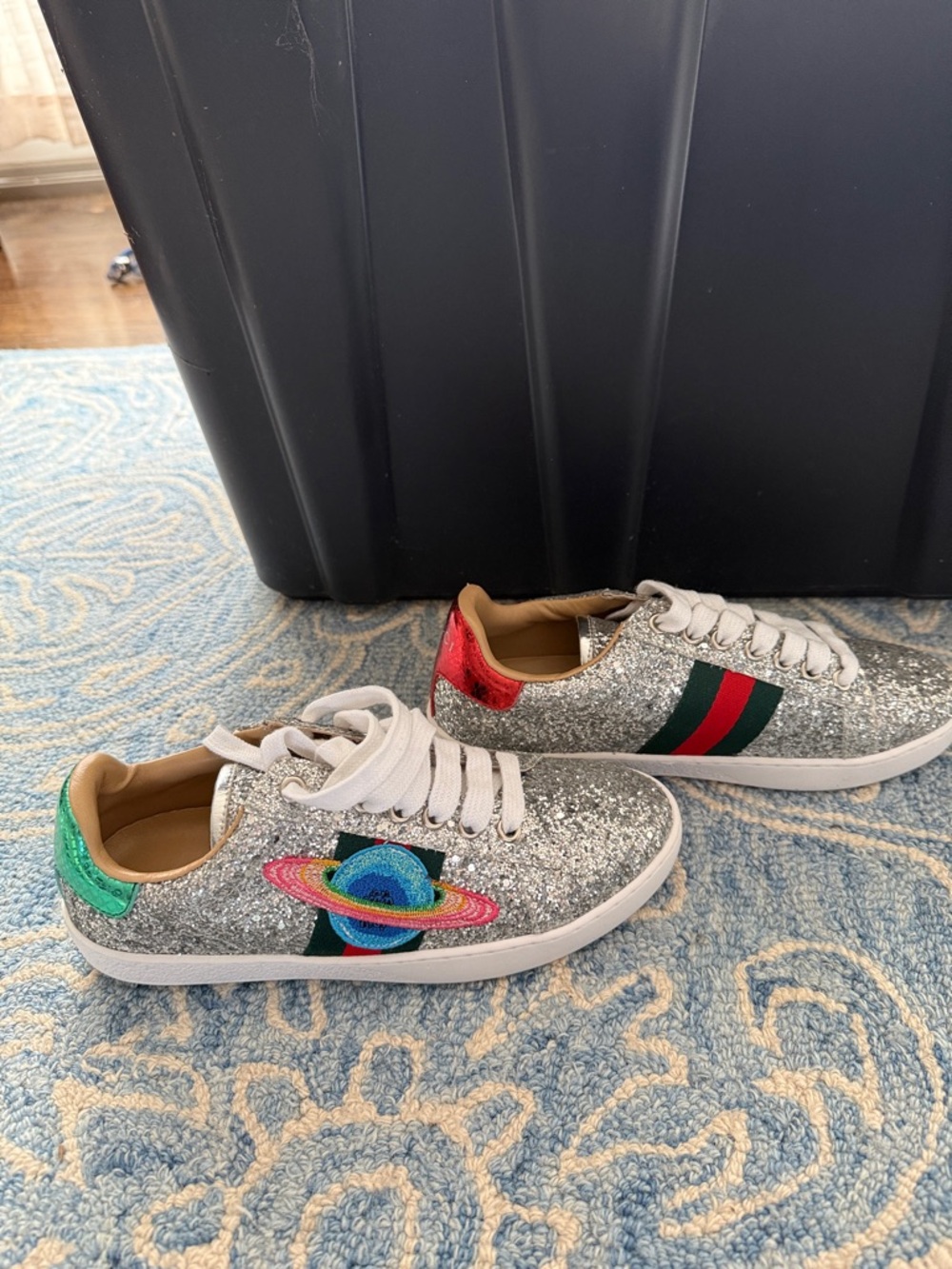 Gucci sz 36 planet sneakers